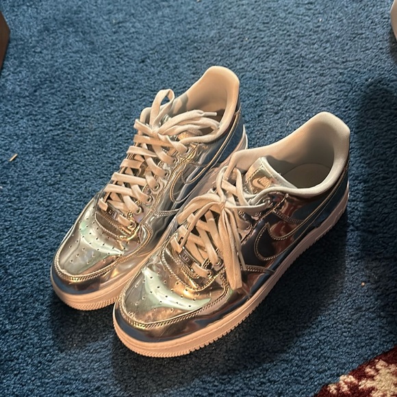 nike shoes - Picture 1 of 1